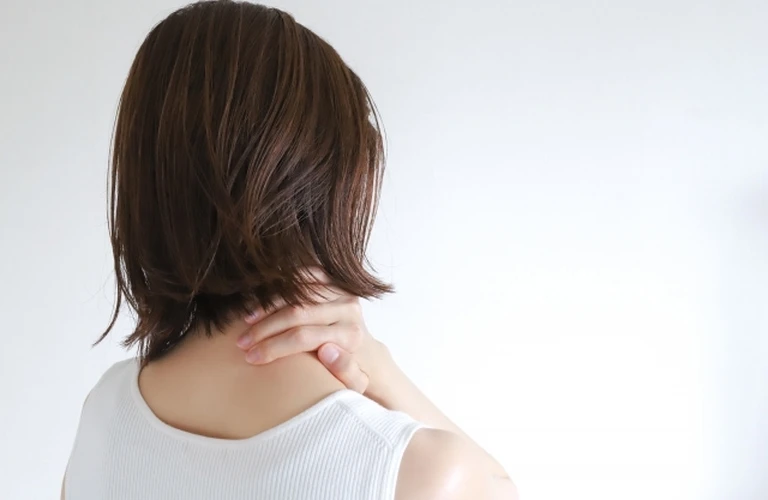 姿勢から身体の悩みを解消！今日から快適な生活を手に入れよう
