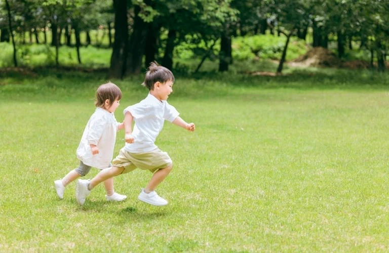 子供の姿勢を見直し、健康を育む未来へ