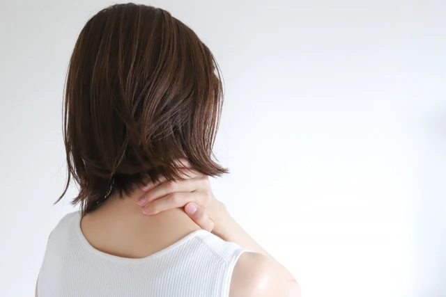 肩こりで悩んでいるあなた！このままほっといていいですか？